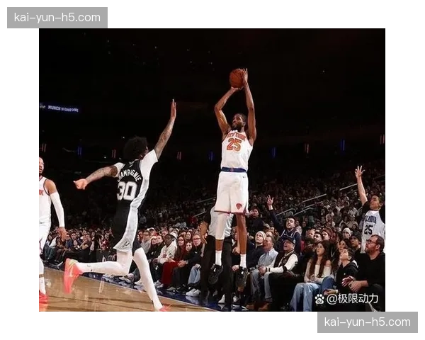 特写瞬间：马刺新秀与文班亚马空接连线，点燃主场